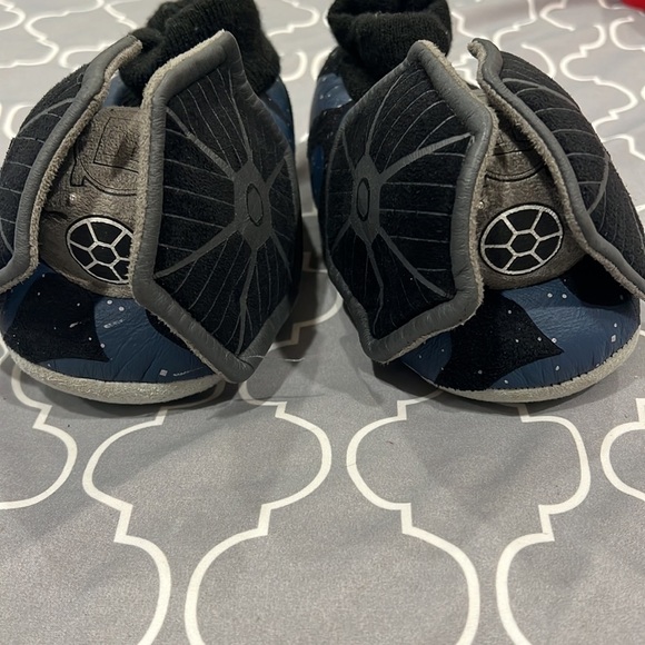 Stride Rite Star Wars Tie Fighter Slippers 11/12 - Picture 4 of 6
